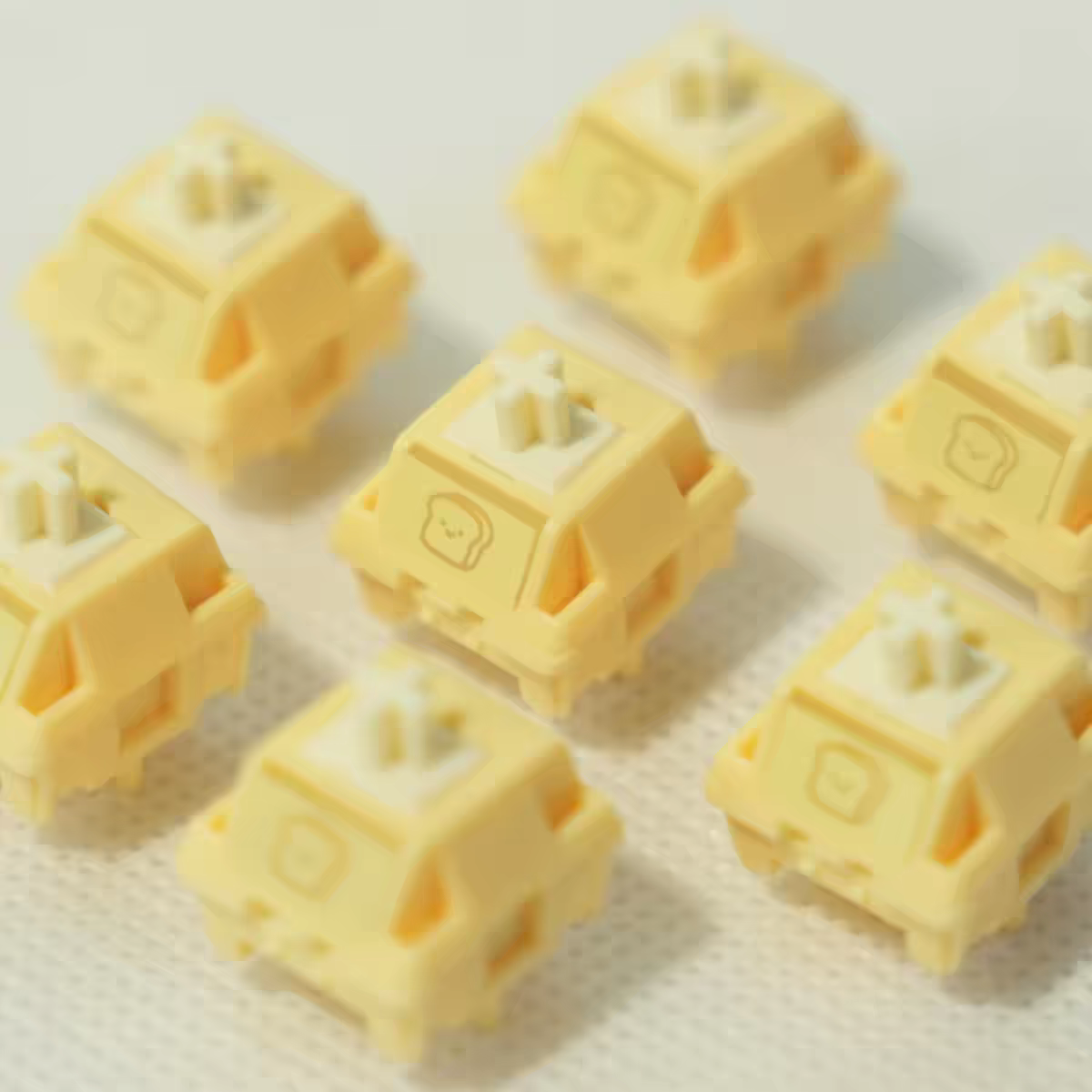 Rena Lab X HMX Toast Switch Li - مراجعة Gaming Keyboard Thocky وسعره