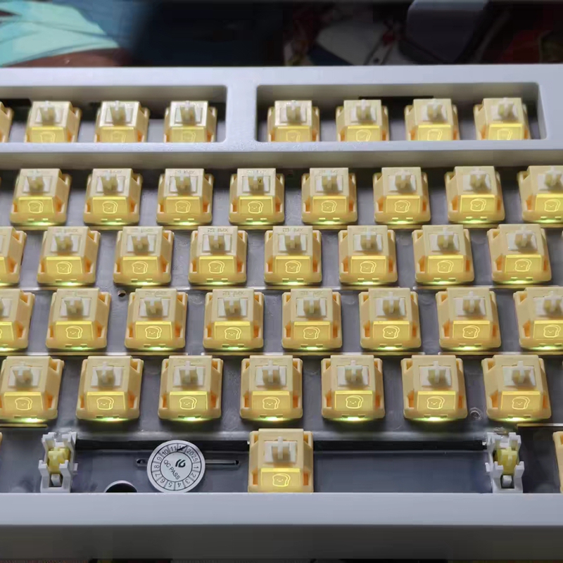 Rena Lab X HMX Toast Switch Li - مراجعة Gaming Keyboard Thocky وسعره