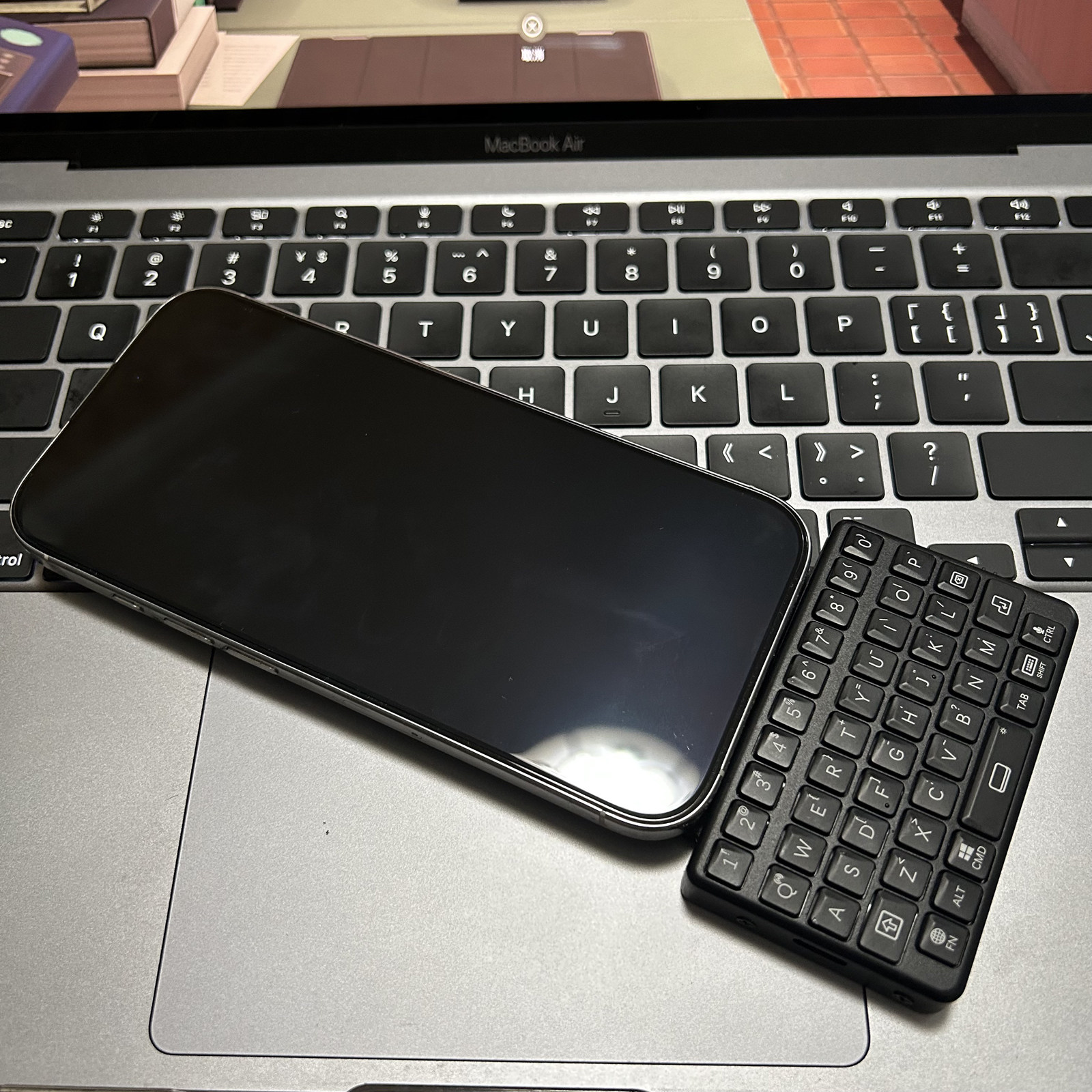 EXknight Retro Mini Keyboard B - مراجعة Gaming Keyboard Mobile وسعره