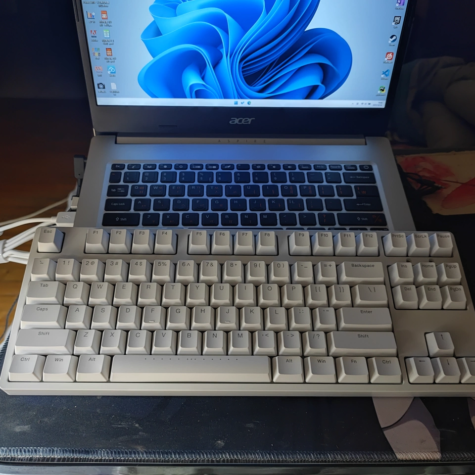 IKBC Wired Vintage C87 cherry  - مراجعة Gaming Keyboard Tkl وسعره